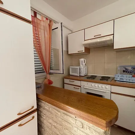 Sun Trogir Seget 公寓